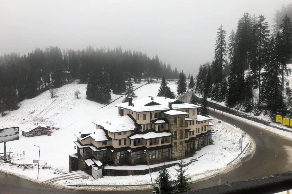 Апартамент Пампорово Палас - Pamporovo Palace Eksteriør bilde